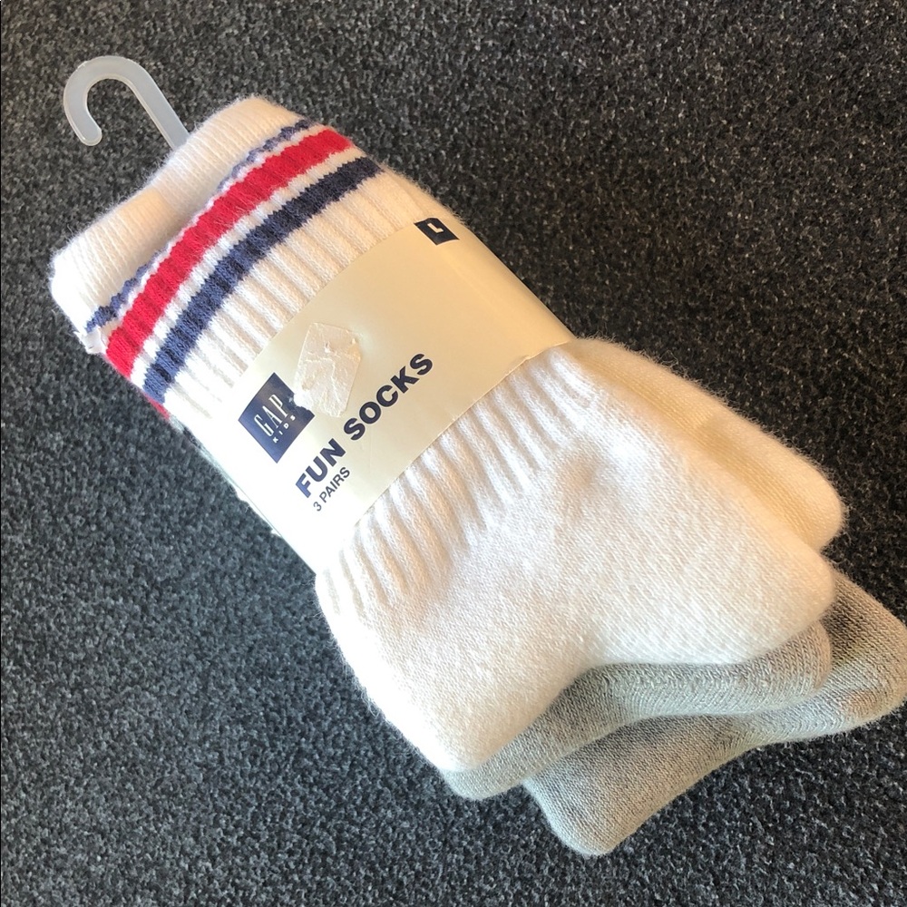 GAP Kids Varsity Athletic Crew White Gray Socks 3-Pair Set Size L (Shoe Sz 3-4)